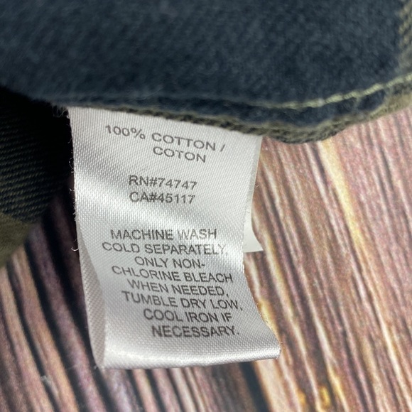 Green Plaid Flannel - Picture 6 of 10